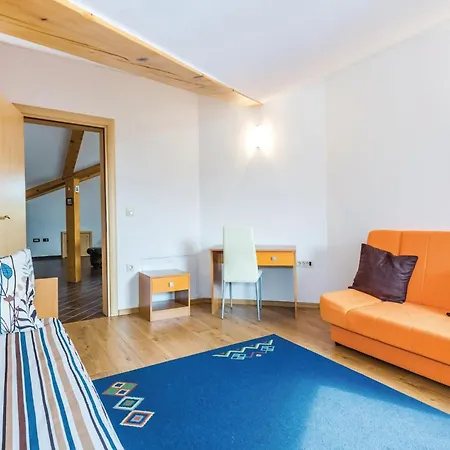 2 Bedroom Cozy In アパート *