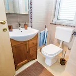 2 Bedroom Cozy In