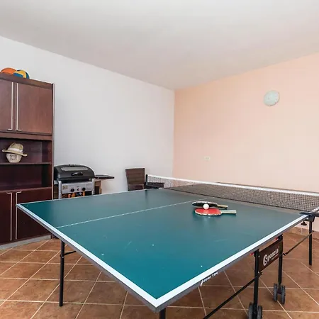 Apartament 2 Bedroom Cozy In *
